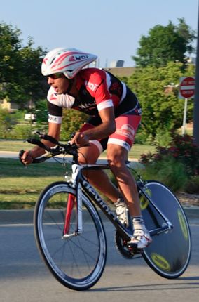 TOEG cyclist with time trail equipment