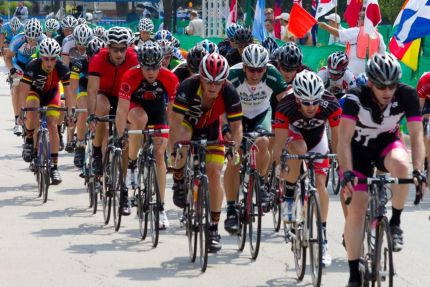 TOEG cyclists at bike race