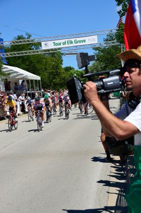 Comcast cameraman recording TOEG bike race