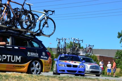 Team cars taking corners at Tour of Elk Grove