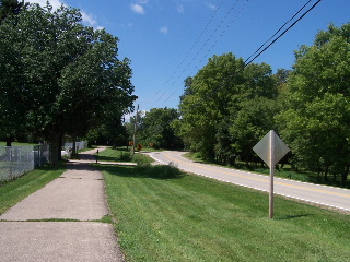 The River bend Trail parallel to route 31