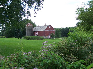 A barn next to the Randall Road Trail